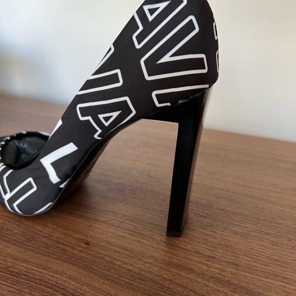 Just Cavalli Pump - Picture 6 of 8